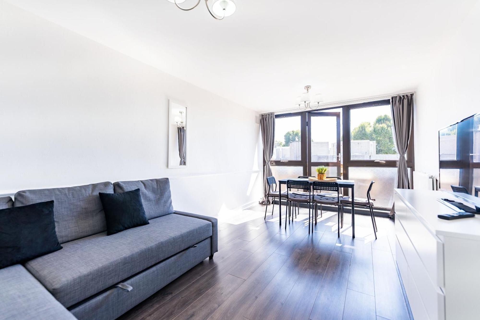 Luxury 3 Bedroom Flat With Balcony In Westbourne Park Londyn Zewnętrze zdjęcie